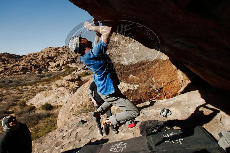 Bouldering in Hueco Tanks on 02/17/2019 with Blue Lizard Climbing and Yoga

Filename: SRM_20190217_1616540.jpg
Aperture: f/8.0
Shutter Speed: 1/250
Body: Canon EOS-1D Mark II
Lens: Canon EF 16-35mm f/2.8 L