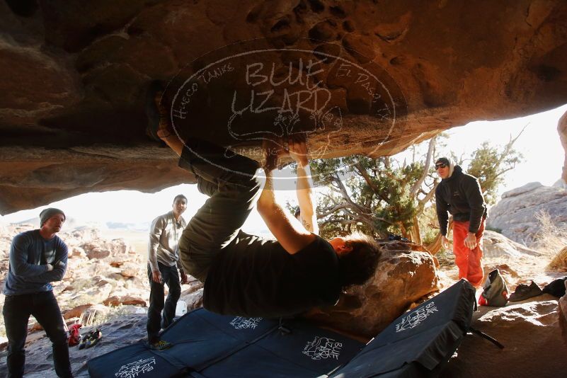 Bouldering in Hueco Tanks on 02/17/2019 with Blue Lizard Climbing and Yoga

Filename: SRM_20190217_1730320.jpg
Aperture: f/4.0
Shutter Speed: 1/250
Body: Canon EOS-1D Mark II
Lens: Canon EF 16-35mm f/2.8 L