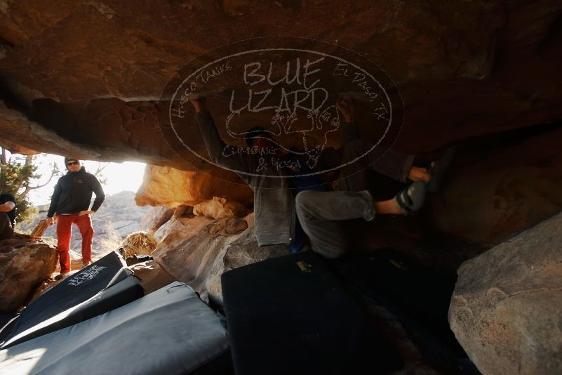 Bouldering in Hueco Tanks on 02/17/2019 with Blue Lizard Climbing and Yoga

Filename: SRM_20190217_1739320.jpg
Aperture: f/4.0
Shutter Speed: 1/250
Body: Canon EOS-1D Mark II
Lens: Canon EF 16-35mm f/2.8 L