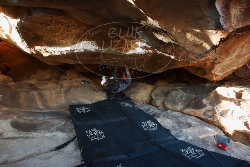 Bouldering in Hueco Tanks on 02/17/2019 with Blue Lizard Climbing and Yoga

Filename: SRM_20190217_1804500.jpg
Aperture: f/4.5
Shutter Speed: 1/200
Body: Canon EOS-1D Mark II
Lens: Canon EF 16-35mm f/2.8 L