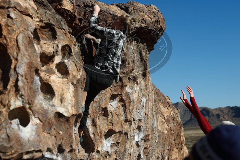Bouldering in Hueco Tanks on 02/22/2019 with Blue Lizard Climbing and Yoga
Filename: SRM_20190222_1008430.jpg
Aperture: f/4.0
Shutter Speed: 1/1250
Body: Canon EOS-1D Mark II
Lens: Canon EF 50mm f/1.8 II