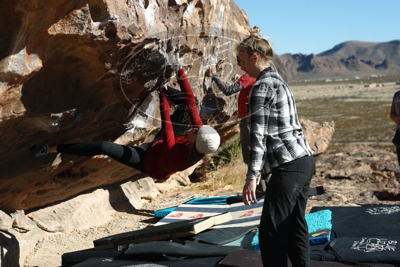 Bouldering in Hueco Tanks on 02/22/2019 with Blue Lizard Climbing and Yoga

Filename: SRM_20190222_1027430.jpg
Aperture: f/4.0
Shutter Speed: 1/640
Body: Canon EOS-1D Mark II
Lens: Canon EF 50mm f/1.8 II