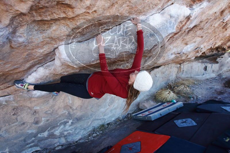 Bouldering in Hueco Tanks on 02/22/2019 with Blue Lizard Climbing and Yoga
Filename: SRM_20190222_1112210.jpg
Aperture: f/5.6
Shutter Speed: 1/250
Body: Canon EOS-1D Mark II
Lens: Canon EF 16-35mm f/2.8 L