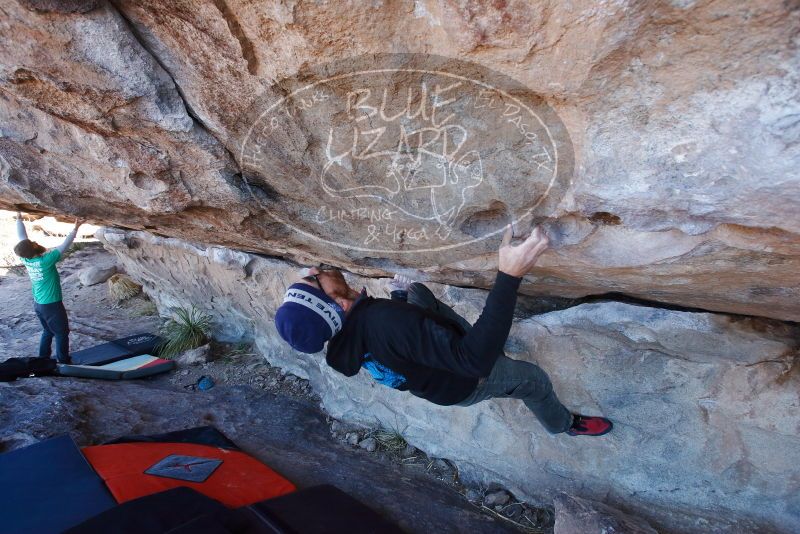 Bouldering in Hueco Tanks on 02/22/2019 with Blue Lizard Climbing and Yoga

Filename: SRM_20190222_1155470.jpg
Aperture: f/6.3
Shutter Speed: 1/250
Body: Canon EOS-1D Mark II
Lens: Canon EF 16-35mm f/2.8 L