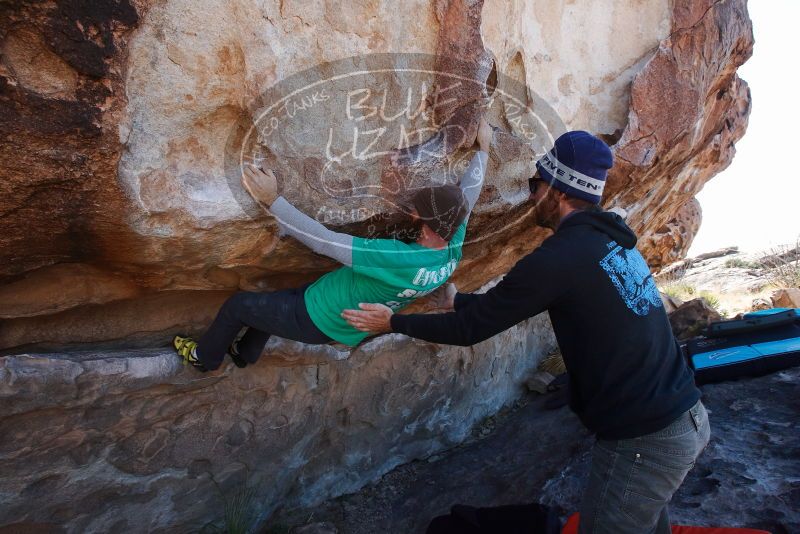 Bouldering in Hueco Tanks on 02/22/2019 with Blue Lizard Climbing and Yoga
Filename: SRM_20190222_1220330.jpg
Aperture: f/9.0
Shutter Speed: 1/250
Body: Canon EOS-1D Mark II
Lens: Canon EF 16-35mm f/2.8 L