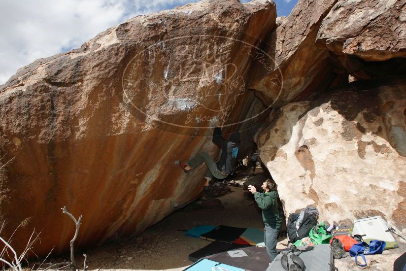 Bouldering in Hueco Tanks on 02/22/2019 with Blue Lizard Climbing and Yoga

Filename: SRM_20190222_1333570.jpg
Aperture: f/8.0
Shutter Speed: 1/250
Body: Canon EOS-1D Mark II
Lens: Canon EF 16-35mm f/2.8 L