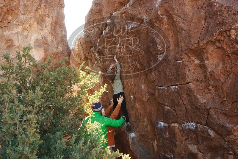 Bouldering in Hueco Tanks on 02/24/2019 with Blue Lizard Climbing and Yoga
Filename: SRM_20190224_1032280.jpg
Aperture: f/5.6
Shutter Speed: 1/250
Body: Canon EOS-1D Mark II
Lens: Canon EF 16-35mm f/2.8 L