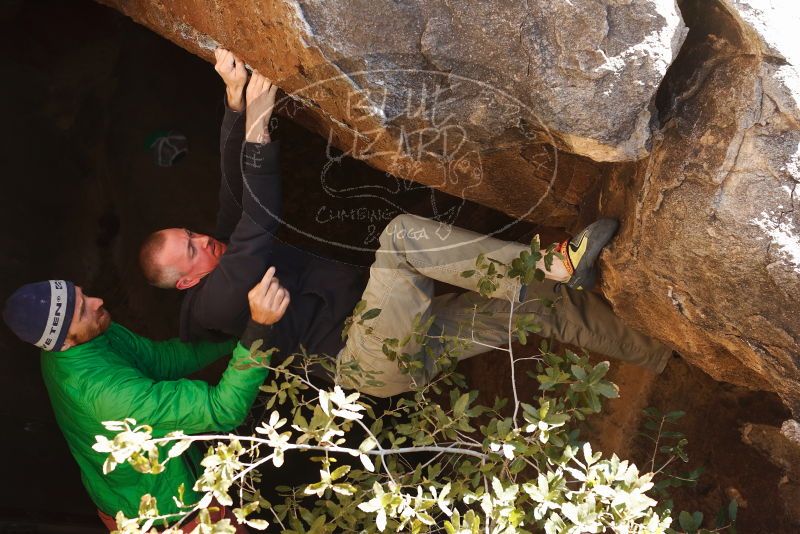 Bouldering in Hueco Tanks on 02/24/2019 with Blue Lizard Climbing and Yoga
Filename: SRM_20190224_1135170.jpg
Aperture: f/4.0
Shutter Speed: 1/400
Body: Canon EOS-1D Mark II
Lens: Canon EF 50mm f/1.8 II