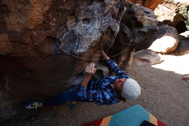 Bouldering in Hueco Tanks on 02/24/2019 with Blue Lizard Climbing and Yoga
Filename: SRM_20190224_1222520.jpg
Aperture: f/5.6
Shutter Speed: 1/100
Body: Canon EOS-1D Mark II
Lens: Canon EF 16-35mm f/2.8 L