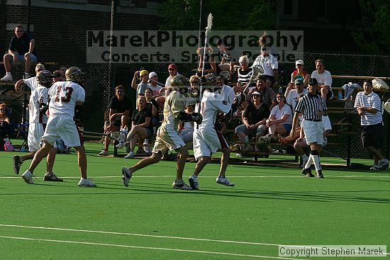 

Filename: img_6023_std.jpg
Aperture: f/7.1
Shutter Speed: 1/1000
Body: Canon EOS DIGITAL REBEL
Lens: Canon EF 80-200mm f/2.8 L