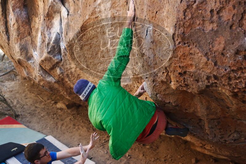Bouldering in Hueco Tanks on 02/24/2019 with Blue Lizard Climbing and Yoga
Filename: SRM_20190224_1529110.jpg
Aperture: f/2.8
Shutter Speed: 1/800
Body: Canon EOS-1D Mark II
Lens: Canon EF 50mm f/1.8 II