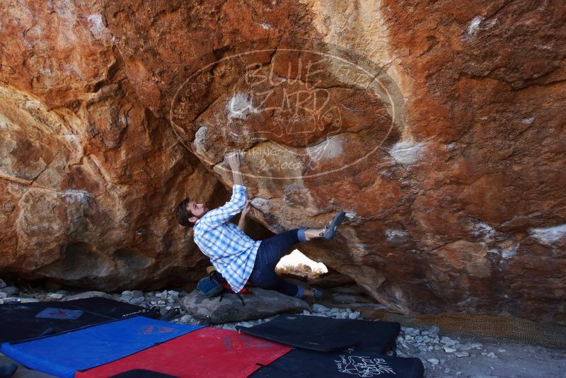 Bouldering in Hueco Tanks on 03/01/2019 with Blue Lizard Climbing and Yoga

Filename: SRM_20190301_1503261.jpg
Aperture: f/5.0
Shutter Speed: 1/250
Body: Canon EOS-1D Mark II
Lens: Canon EF 16-35mm f/2.8 L
