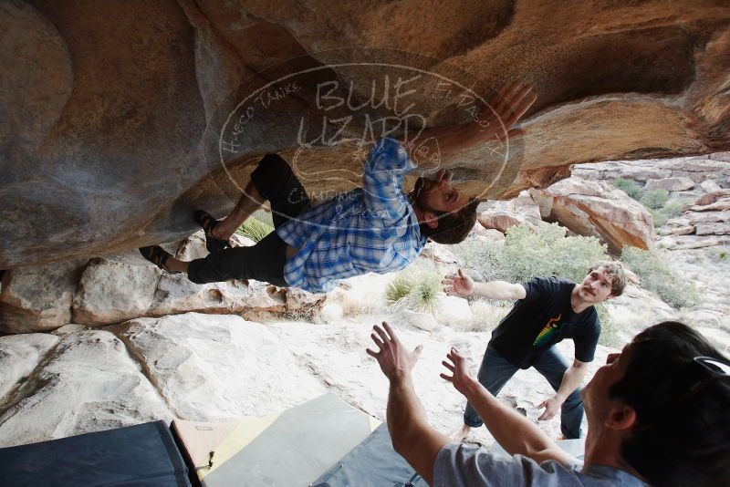 Bouldering in Hueco Tanks on 03/02/2019 with Blue Lizard Climbing and Yoga

Filename: SRM_20190302_1037060.jpg
Aperture: f/5.6
Shutter Speed: 1/320
Body: Canon EOS-1D Mark II
Lens: Canon EF 16-35mm f/2.8 L