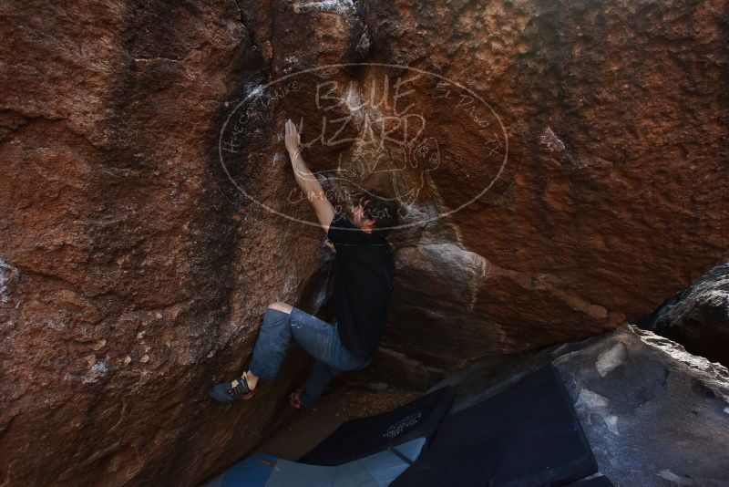 Bouldering in Hueco Tanks on 03/02/2019 with Blue Lizard Climbing and Yoga

Filename: SRM_20190302_1603160.jpg
Aperture: f/5.6
Shutter Speed: 1/250
Body: Canon EOS-1D Mark II
Lens: Canon EF 16-35mm f/2.8 L