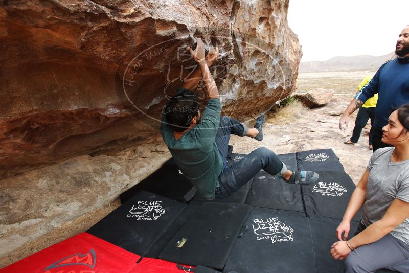 Bouldering in Hueco Tanks on 03/08/2019 with Blue Lizard Climbing and Yoga
Filename: SRM_20190308_1310420.jpg
Aperture: f/5.0
Shutter Speed: 1/400
Body: Canon EOS-1D Mark II
Lens: Canon EF 16-35mm f/2.8 L