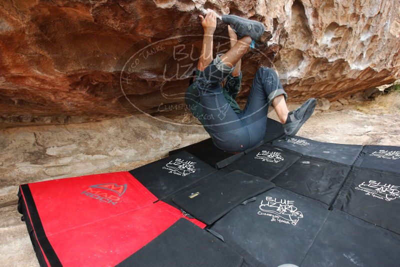 Bouldering in Hueco Tanks on 03/08/2019 with Blue Lizard Climbing and Yoga
Filename: SRM_20190308_1310480.jpg
Aperture: f/5.0
Shutter Speed: 1/250
Body: Canon EOS-1D Mark II
Lens: Canon EF 16-35mm f/2.8 L