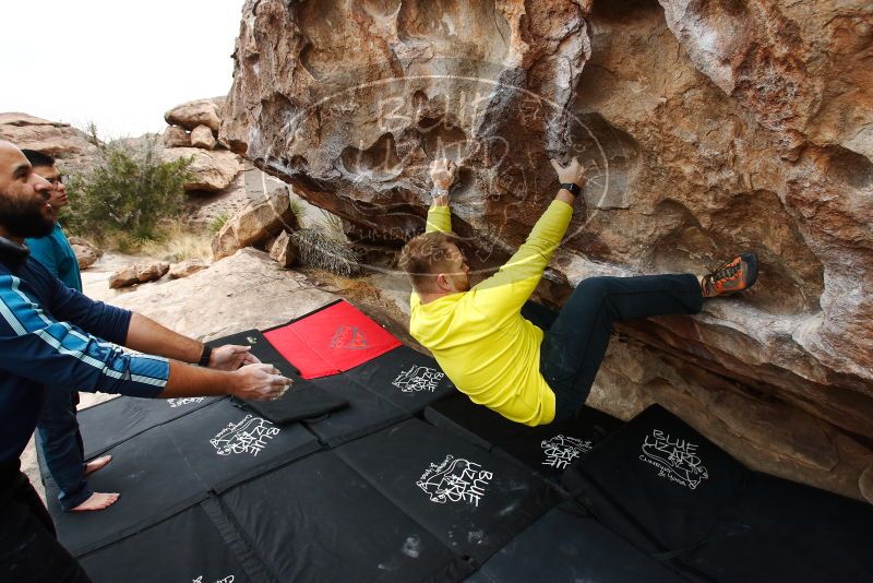 Bouldering in Hueco Tanks on 03/08/2019 with Blue Lizard Climbing and Yoga
Filename: SRM_20190308_1328000.jpg
Aperture: f/5.6
Shutter Speed: 1/500
Body: Canon EOS-1D Mark II
Lens: Canon EF 16-35mm f/2.8 L