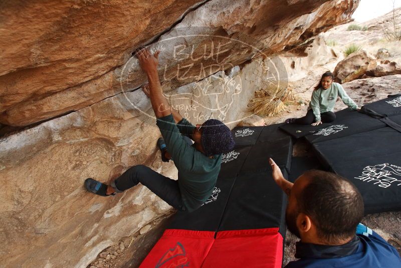 Bouldering in Hueco Tanks on 03/08/2019 with Blue Lizard Climbing and Yoga
Filename: SRM_20190308_1452030.jpg
Aperture: f/5.6
Shutter Speed: 1/160
Body: Canon EOS-1D Mark II
Lens: Canon EF 16-35mm f/2.8 L