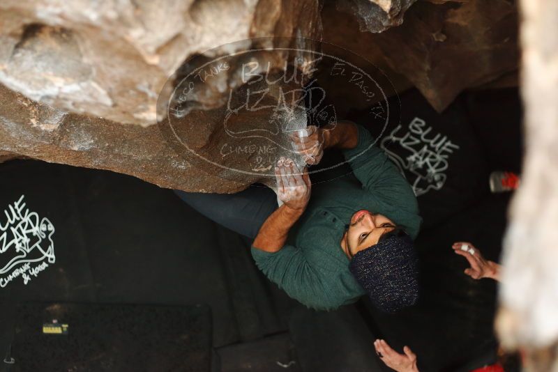 Bouldering in Hueco Tanks on 03/08/2019 with Blue Lizard Climbing and Yoga
Filename: SRM_20190308_1644460.jpg
Aperture: f/2.5
Shutter Speed: 1/125
Body: Canon EOS-1D Mark II
Lens: Canon EF 50mm f/1.8 II