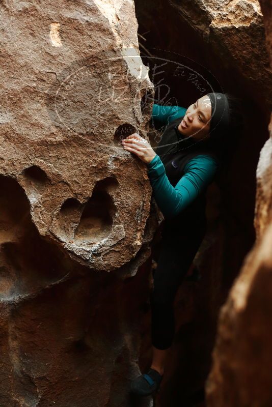 Bouldering in Hueco Tanks on 03/08/2019 with Blue Lizard Climbing and Yoga
Filename: SRM_20190308_1659220.jpg
Aperture: f/2.5
Shutter Speed: 1/160
Body: Canon EOS-1D Mark II
Lens: Canon EF 50mm f/1.8 II