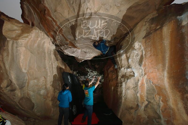 Bouldering in Hueco Tanks on 03/08/2019 with Blue Lizard Climbing and Yoga
Filename: SRM_20190308_1719510.jpg
Aperture: f/5.6
Shutter Speed: 1/250
Body: Canon EOS-1D Mark II
Lens: Canon EF 16-35mm f/2.8 L