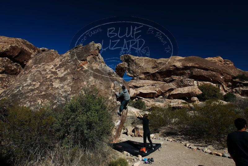 Bouldering in Hueco Tanks on 03/09/2019 with Blue Lizard Climbing and Yoga

Filename: SRM_20190309_1040000.jpg
Aperture: f/5.6
Shutter Speed: 1/320
Body: Canon EOS-1D Mark II
Lens: Canon EF 16-35mm f/2.8 L