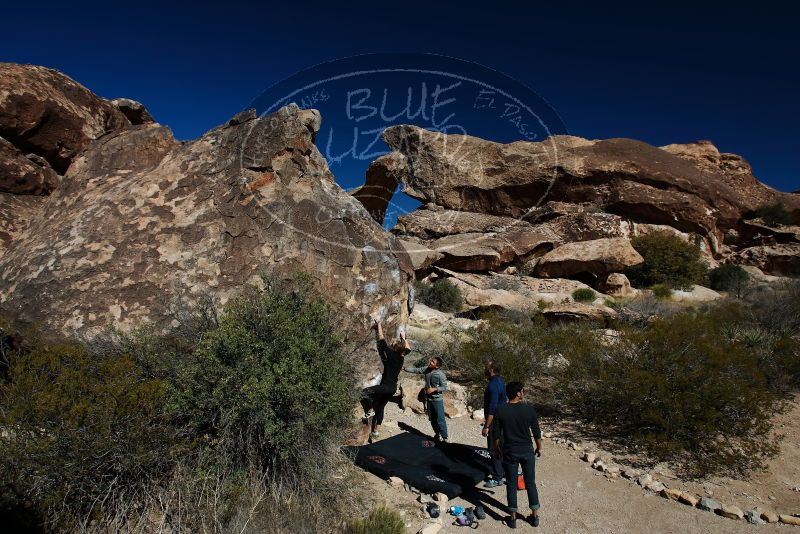 Bouldering in Hueco Tanks on 03/09/2019 with Blue Lizard Climbing and Yoga

Filename: SRM_20190309_1046400.jpg
Aperture: f/5.6
Shutter Speed: 1/800
Body: Canon EOS-1D Mark II
Lens: Canon EF 16-35mm f/2.8 L