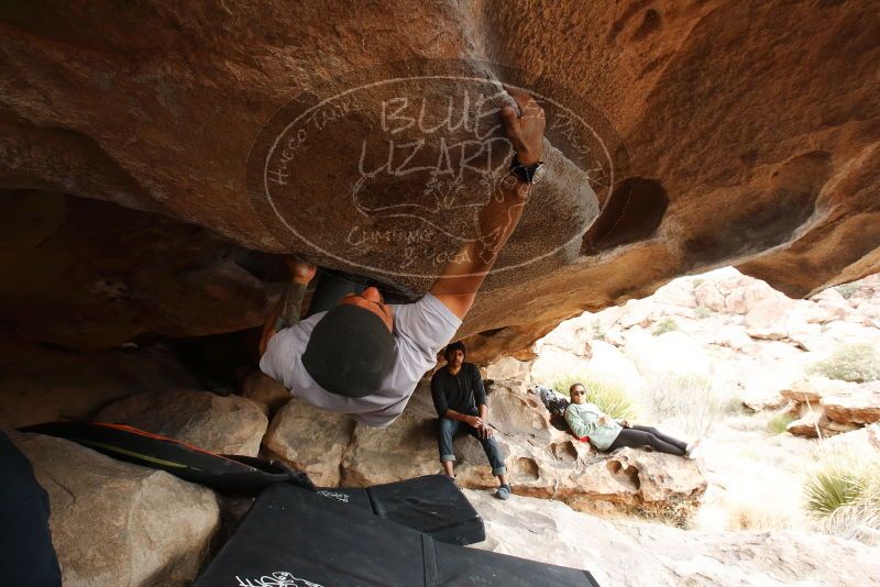 Bouldering in Hueco Tanks on 03/09/2019 with Blue Lizard Climbing and Yoga
Filename: SRM_20190309_1521490.jpg
Aperture: f/7.1
Shutter Speed: 1/250
Body: Canon EOS-1D Mark II
Lens: Canon EF 16-35mm f/2.8 L