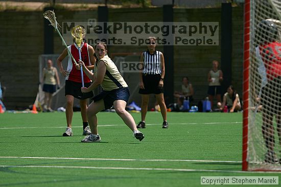 

Filename: img_5298_std.jpg
Aperture: f/3.5
Shutter Speed: 1/2000
Body: Canon EOS DIGITAL REBEL
Lens: Canon EF 80-200mm f/2.8 L