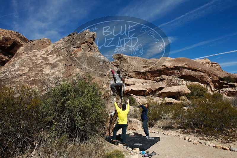 Bouldering in Hueco Tanks on 03/09/2019 with Blue Lizard Climbing and Yoga
Filename: SRM_20190309_1131180.jpg
Aperture: f/8.0
Shutter Speed: 1/800
Body: Canon EOS-1D Mark II
Lens: Canon EF 16-35mm f/2.8 L