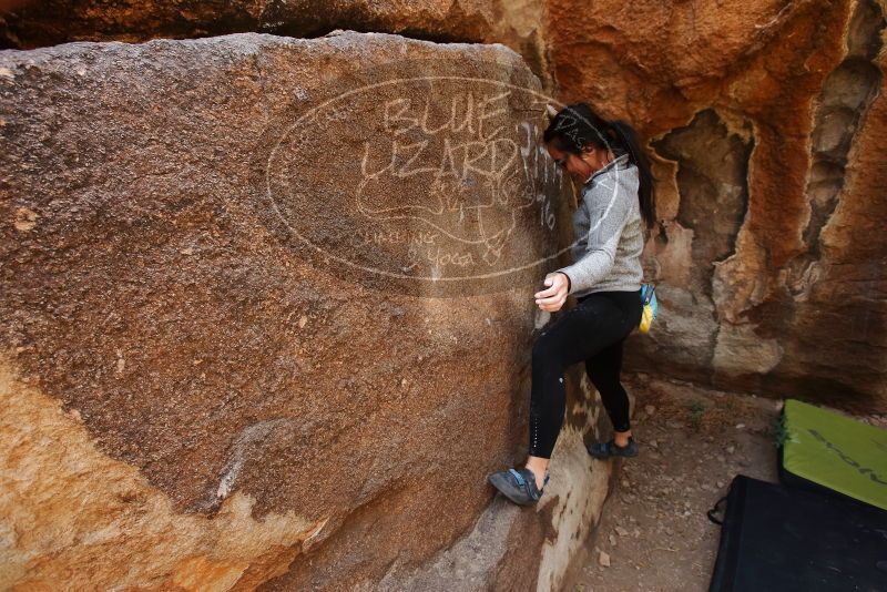 Bouldering in Hueco Tanks on 03/09/2019 with Blue Lizard Climbing and Yoga
Filename: SRM_20190309_1217300.jpg
Aperture: f/5.6
Shutter Speed: 1/200
Body: Canon EOS-1D Mark II
Lens: Canon EF 16-35mm f/2.8 L