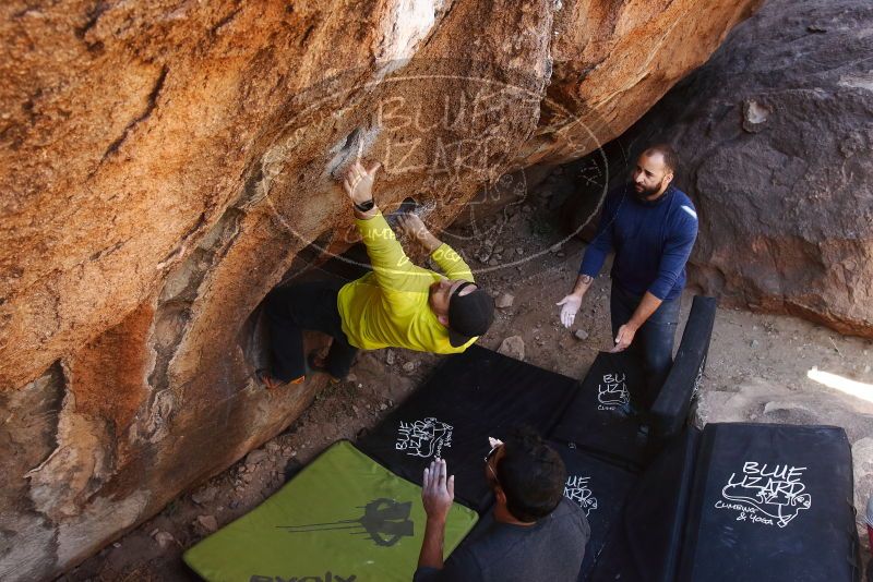 Bouldering in Hueco Tanks on 03/09/2019 with Blue Lizard Climbing and Yoga

Filename: SRM_20190309_1247270.jpg
Aperture: f/5.6
Shutter Speed: 1/200
Body: Canon EOS-1D Mark II
Lens: Canon EF 16-35mm f/2.8 L