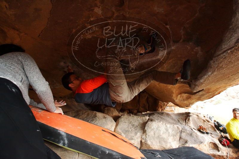 Bouldering in Hueco Tanks on 03/09/2019 with Blue Lizard Climbing and Yoga
Filename: SRM_20190309_1554060.jpg
Aperture: f/5.6
Shutter Speed: 1/200
Body: Canon EOS-1D Mark II
Lens: Canon EF 16-35mm f/2.8 L