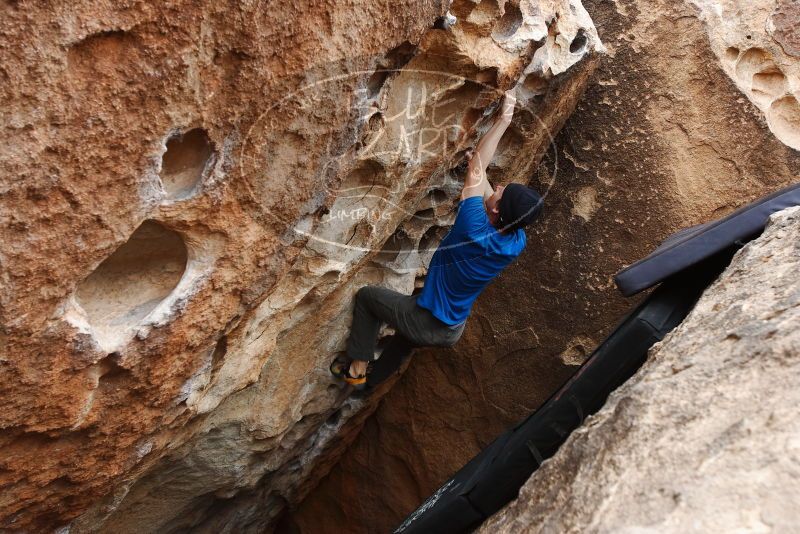 Bouldering in Hueco Tanks on 03/10/2019 with Blue Lizard Climbing and Yoga
Filename: SRM_20190310_1013240.jpg
Aperture: f/5.6
Shutter Speed: 1/250
Body: Canon EOS-1D Mark II
Lens: Canon EF 16-35mm f/2.8 L