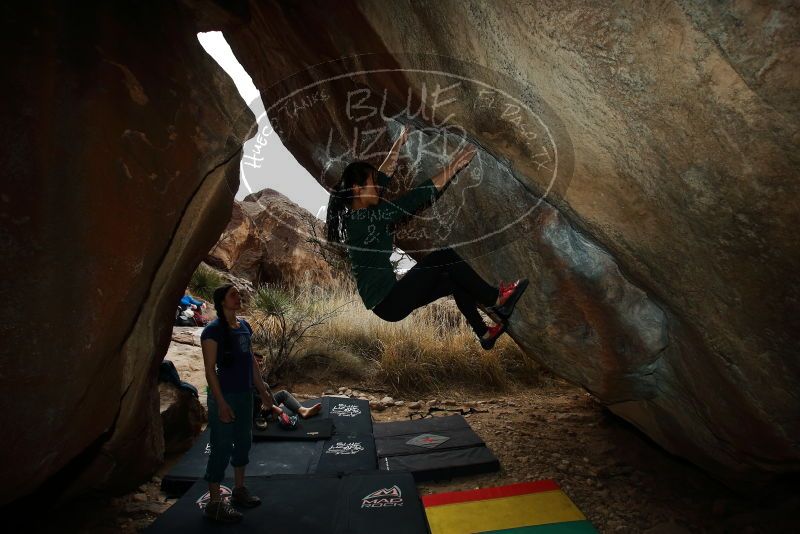 Bouldering in Hueco Tanks on 03/10/2019 with Blue Lizard Climbing and Yoga
Filename: SRM_20190310_1101510.jpg
Aperture: f/5.6
Shutter Speed: 1/250
Body: Canon EOS-1D Mark II
Lens: Canon EF 16-35mm f/2.8 L