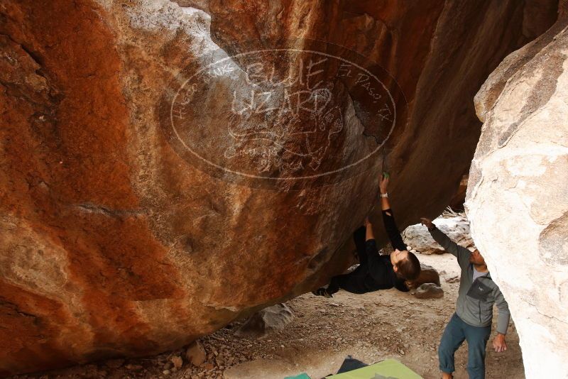 Bouldering in Hueco Tanks on 03/10/2019 with Blue Lizard Climbing and Yoga
Filename: SRM_20190310_1116150.jpg
Aperture: f/5.6
Shutter Speed: 1/100
Body: Canon EOS-1D Mark II
Lens: Canon EF 16-35mm f/2.8 L