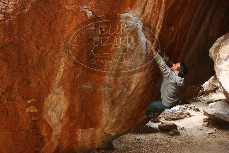 Bouldering in Hueco Tanks on 03/10/2019 with Blue Lizard Climbing and Yoga
Filename: SRM_20190310_1118280.jpg
Aperture: f/5.6
Shutter Speed: 1/100
Body: Canon EOS-1D Mark II
Lens: Canon EF 16-35mm f/2.8 L