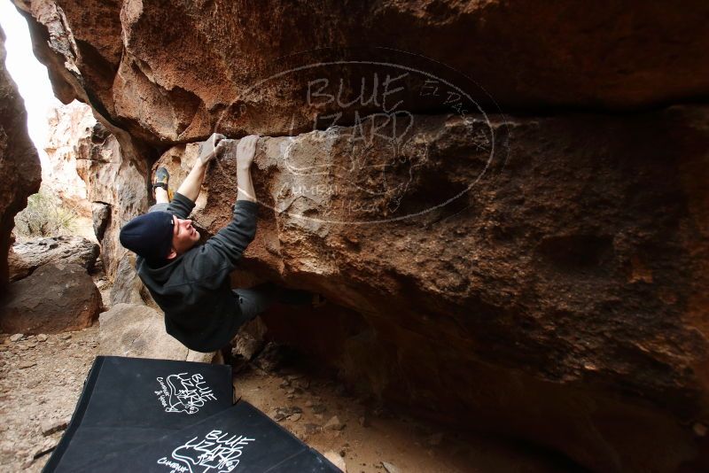Bouldering in Hueco Tanks on 03/10/2019 with Blue Lizard Climbing and Yoga

Filename: SRM_20190310_1225370.jpg
Aperture: f/4.0
Shutter Speed: 1/320
Body: Canon EOS-1D Mark II
Lens: Canon EF 16-35mm f/2.8 L