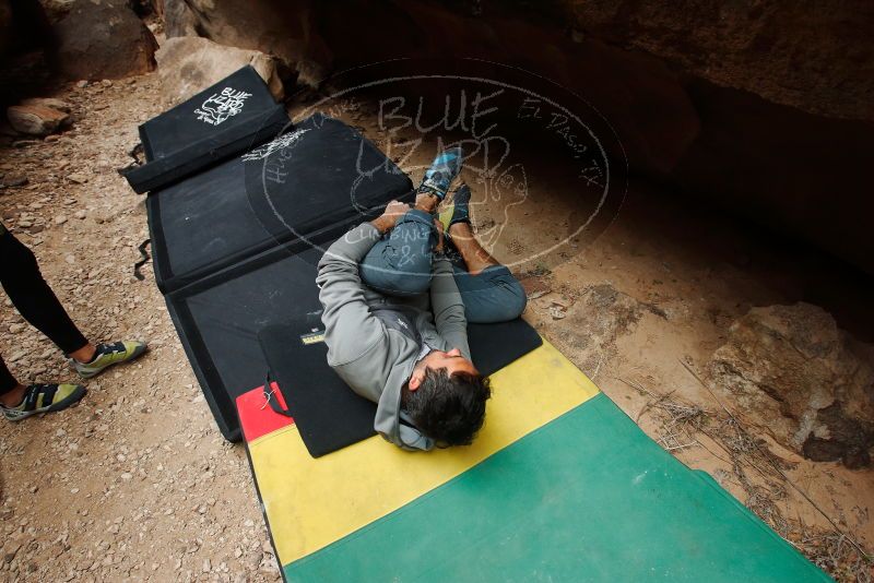 Bouldering in Hueco Tanks on 03/10/2019 with Blue Lizard Climbing and Yoga

Filename: SRM_20190310_1228430.jpg
Aperture: f/5.6
Shutter Speed: 1/400
Body: Canon EOS-1D Mark II
Lens: Canon EF 16-35mm f/2.8 L