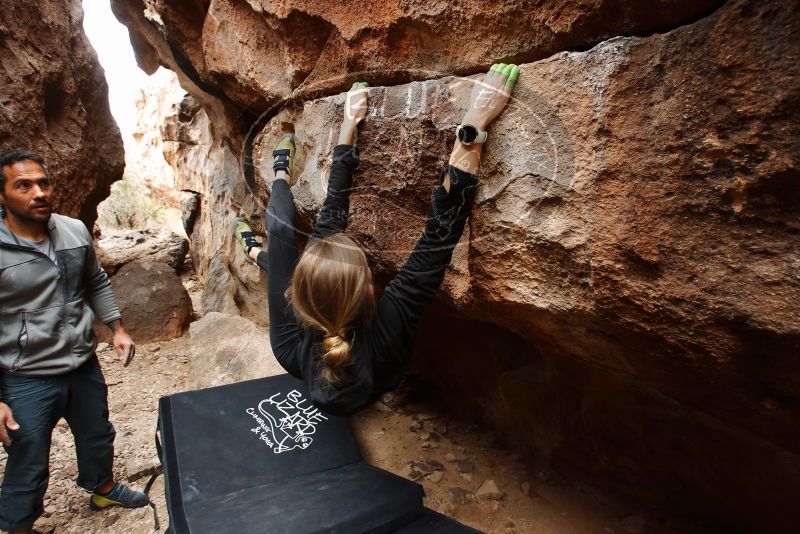 Bouldering in Hueco Tanks on 03/10/2019 with Blue Lizard Climbing and Yoga
Filename: SRM_20190310_1230400.jpg
Aperture: f/5.6
Shutter Speed: 1/160
Body: Canon EOS-1D Mark II
Lens: Canon EF 16-35mm f/2.8 L