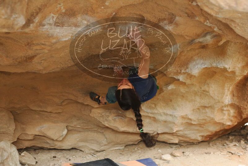 Bouldering in Hueco Tanks on 03/10/2019 with Blue Lizard Climbing and Yoga
Filename: SRM_20190310_1436490.jpg
Aperture: f/2.8
Shutter Speed: 1/160
Body: Canon EOS-1D Mark II
Lens: Canon EF 50mm f/1.8 II