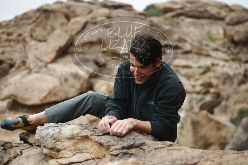 Bouldering in Hueco Tanks on 03/10/2019 with Blue Lizard Climbing and Yoga
Filename: SRM_20190310_1449310.jpg
Aperture: f/2.2
Shutter Speed: 1/1250
Body: Canon EOS-1D Mark II
Lens: Canon EF 50mm f/1.8 II