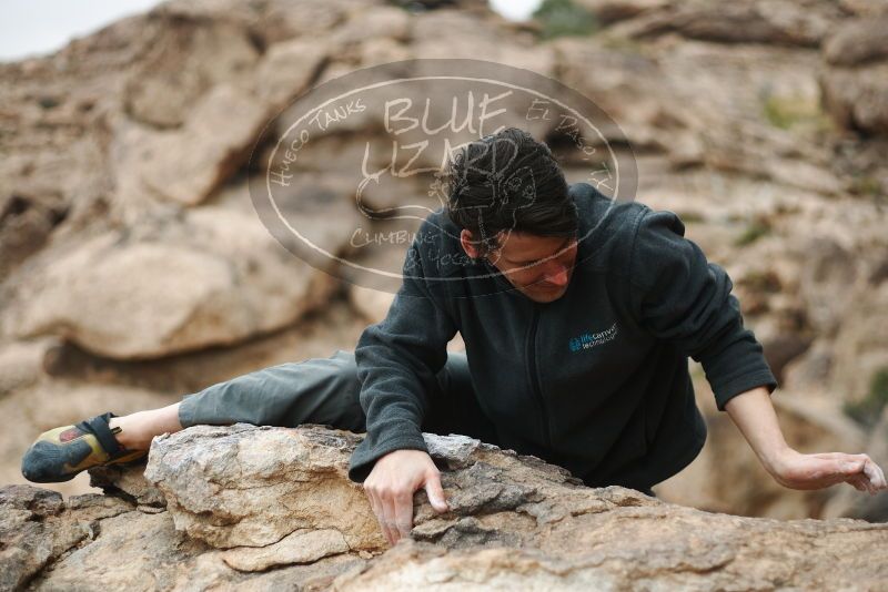 Bouldering in Hueco Tanks on 03/10/2019 with Blue Lizard Climbing and Yoga
Filename: SRM_20190310_1449320.jpg
Aperture: f/2.2
Shutter Speed: 1/1000
Body: Canon EOS-1D Mark II
Lens: Canon EF 50mm f/1.8 II