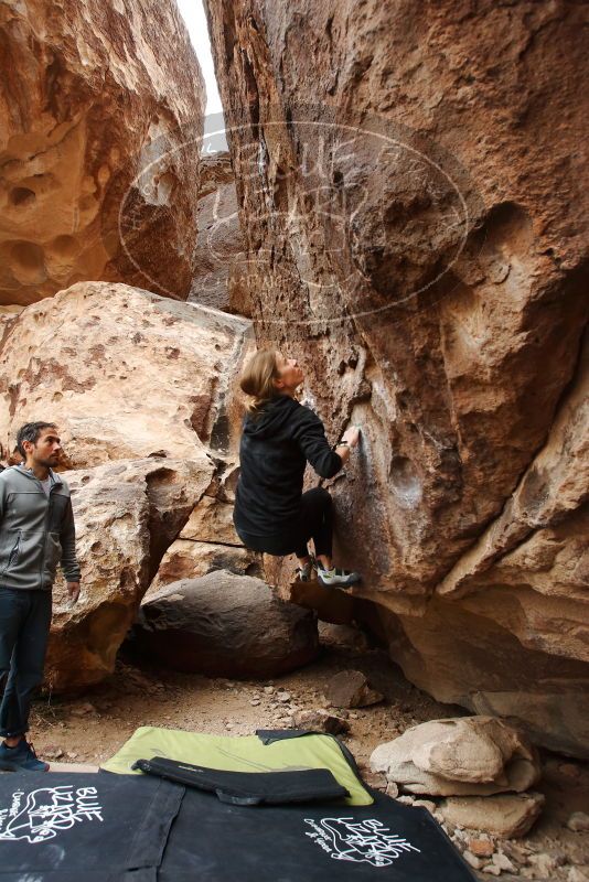 Bouldering in Hueco Tanks on 03/10/2019 with Blue Lizard Climbing and Yoga
Filename: SRM_20190310_1505320.jpg
Aperture: f/5.6
Shutter Speed: 1/160
Body: Canon EOS-1D Mark II
Lens: Canon EF 16-35mm f/2.8 L