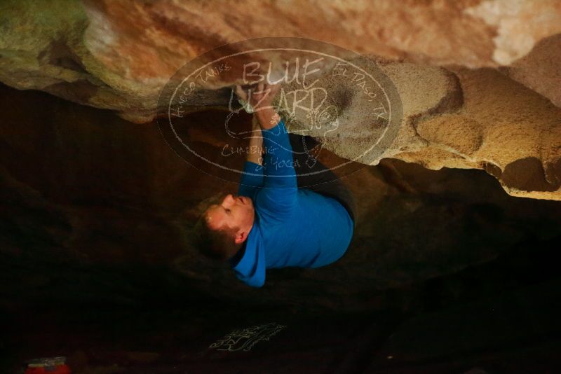 Bouldering in Hueco Tanks on 03/10/2019 with Blue Lizard Climbing and Yoga
Filename: SRM_20190310_1553340.jpg
Aperture: f/1.8
Shutter Speed: 1/100
Body: Canon EOS-1D Mark II
Lens: Canon EF 50mm f/1.8 II