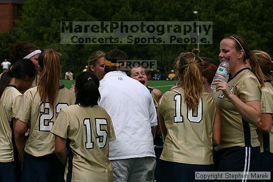 

Filename: img_5137_std.jpg
Aperture: f/6.3
Shutter Speed: 1/3200
Body: Canon EOS DIGITAL REBEL
Lens: Canon EF 80-200mm f/2.8 L