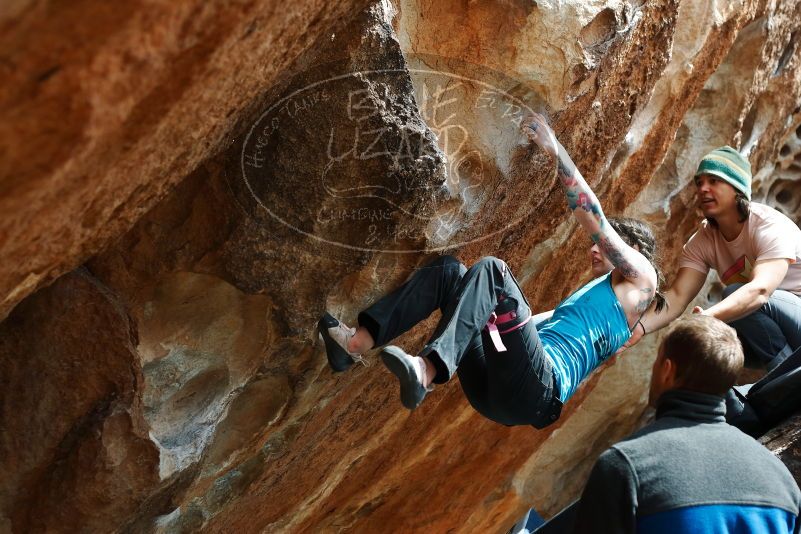 Bouldering in Hueco Tanks on 03/15/2019 with Blue Lizard Climbing and Yoga
Filename: SRM_20190315_1458260.jpg
Aperture: f/4.0
Shutter Speed: 1/800
Body: Canon EOS-1D Mark II
Lens: Canon EF 50mm f/1.8 II