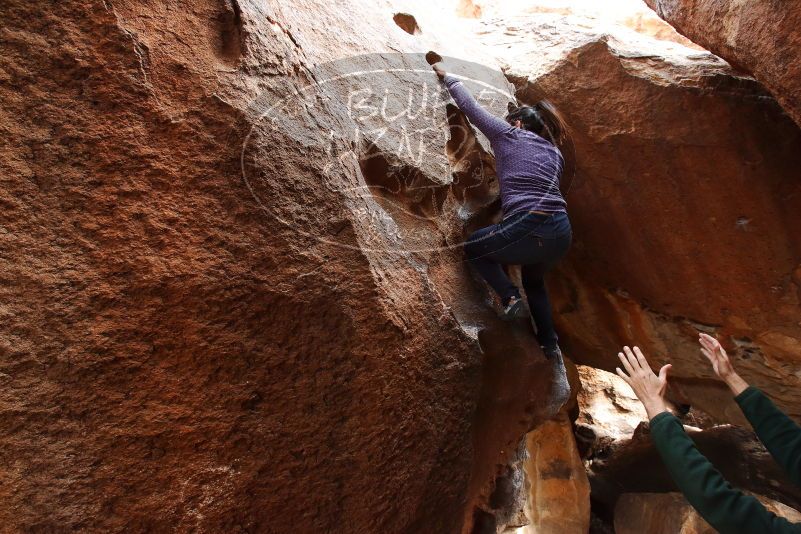 Bouldering in Hueco Tanks on 03/15/2019 with Blue Lizard Climbing and Yoga

Filename: SRM_20190315_1603460.jpg
Aperture: f/6.3
Shutter Speed: 1/100
Body: Canon EOS-1D Mark II
Lens: Canon EF 16-35mm f/2.8 L