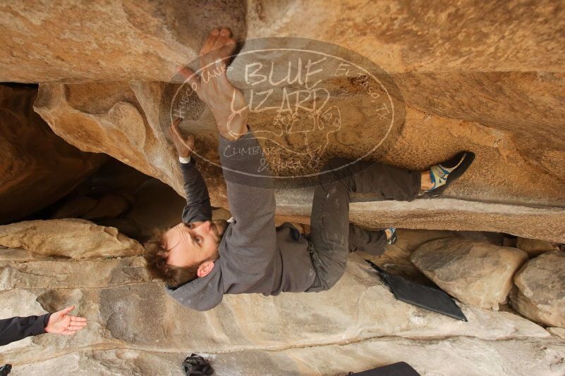 Bouldering in Hueco Tanks on 03/16/2019 with Blue Lizard Climbing and Yoga
Filename: SRM_20190316_1226420.jpg
Aperture: f/5.6
Shutter Speed: 1/160
Body: Canon EOS-1D Mark II
Lens: Canon EF 16-35mm f/2.8 L
