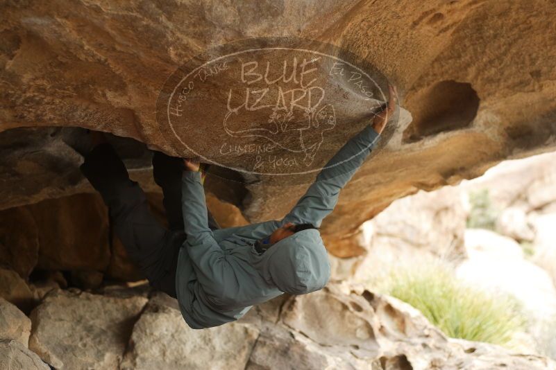 Bouldering in Hueco Tanks on 03/16/2019 with Blue Lizard Climbing and Yoga

Filename: SRM_20190316_1242190.jpg
Aperture: f/2.8
Shutter Speed: 1/320
Body: Canon EOS-1D Mark II
Lens: Canon EF 50mm f/1.8 II